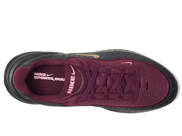 Nike Uplift SC