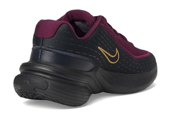 Nike Uplift SC