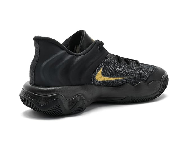 Nike Giannis Immortality 4 Nike Giannis Immortality 4