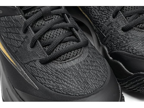 Nike Giannis Immortality 4 Nike Giannis Immortality 4