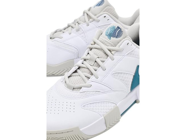 Nike Tennis Court Lite 4 Nike Tennis Court Lite 4