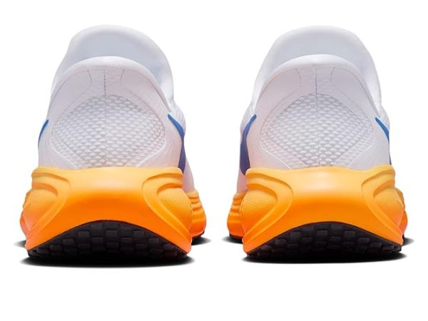 Nike Revolution 8 EasyOn Nike Revolution 8 EasyOn