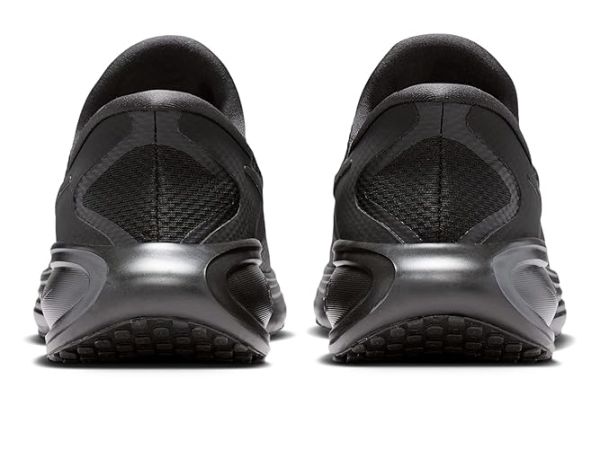 Nike Revolution 8 EasyOn Nike Revolution 8 EasyOn