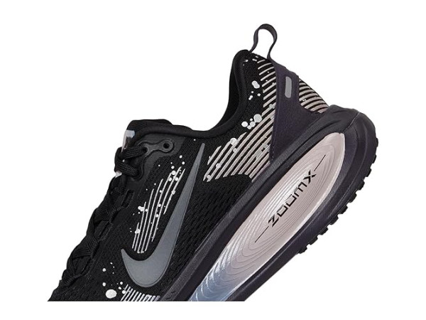 Nike Vomero 18 SE Nike Vomero 18 SE