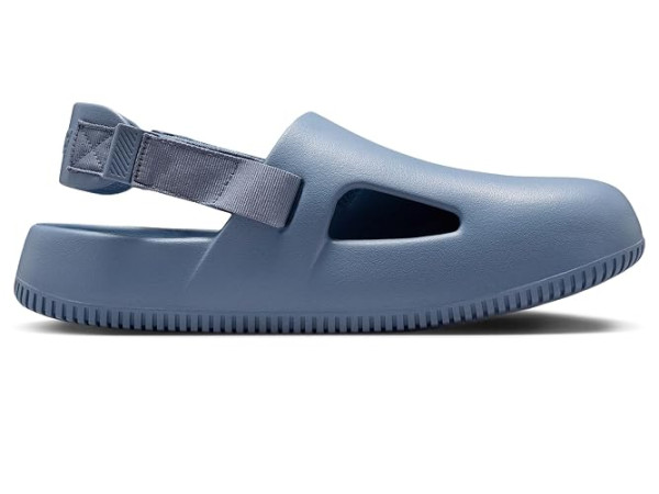 Nike Calm Nike Calm