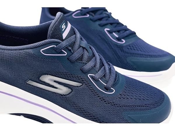 SKECHERS Performance Go Walk Arch Fit 2.0 Cassy SKECHERS Performance Go Walk Arch Fit 2.0 Cassy