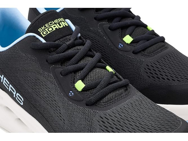 SKECHERS Max Cushioning Glide Step Fairmont