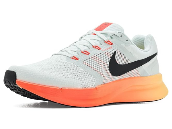 Nike Run Swift 3