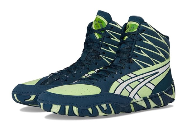 ASICS Aggressor 6
