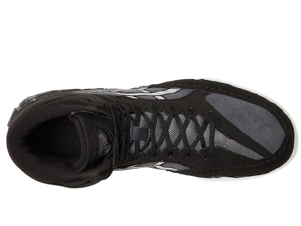 ASICS Aggressor 6