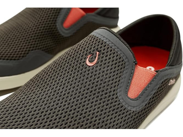 OluKai Moku Slip-Ons