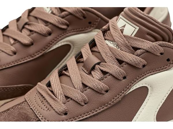 SKECHERS Hotshot Hi-Lifted Luxe SKECHERS Hotshot Hi-Lifted Luxe