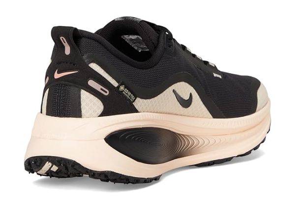 Nike Vomero 18 GORE-TEX Nike Vomero 18 GORE-TEX