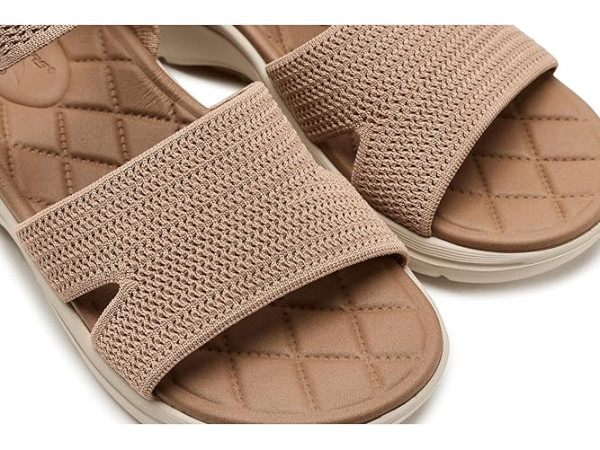 SKECHERS GO WALK Arch Fit 2.0 Sandal - Sage