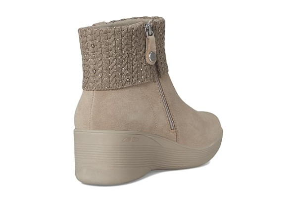 SKECHERS Pier-Lite - Fall Stunner Martha Stewart- Hands Free Slip-Ins