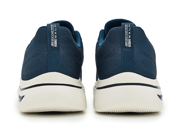 SKECHERS Performance Go Walk Arch-Fit 2.0 Hands Free Slip-In