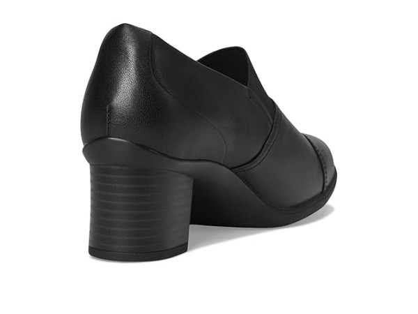 Clarks Shaya Tess