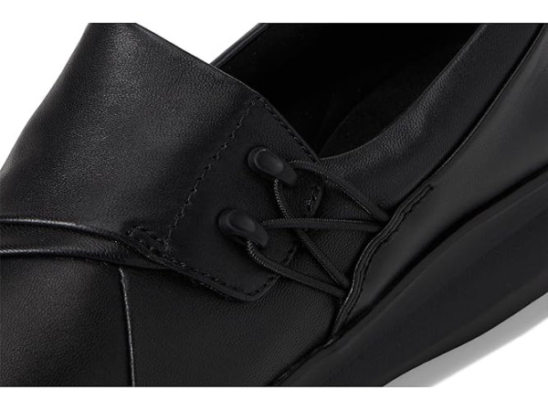 Clarks Lynell Slip