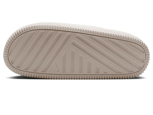 Nike Calm Nike Calm
