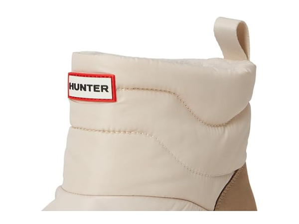 Hunter Debra