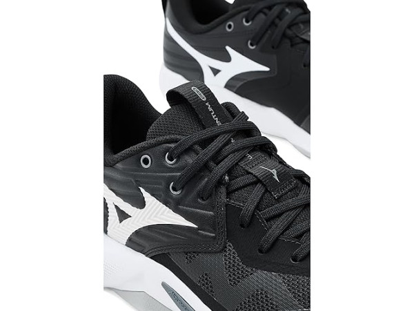 Mizuno Wave Momentum 4 Pro