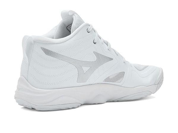 Mizuno Wave Momentum 4 Elite Mid