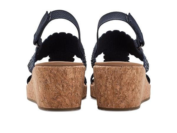 SKECHERS Arch Fit Beverlee 2.0 - My Fav SKECHERS Arch Fit Beverlee 2.0 - My Fav