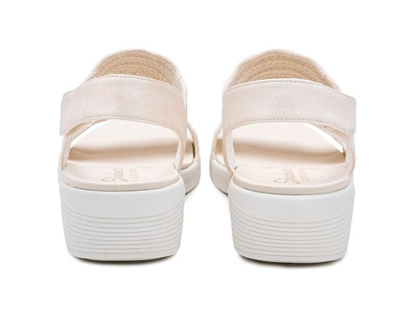 SKECHERS Arya - Favorite Finds