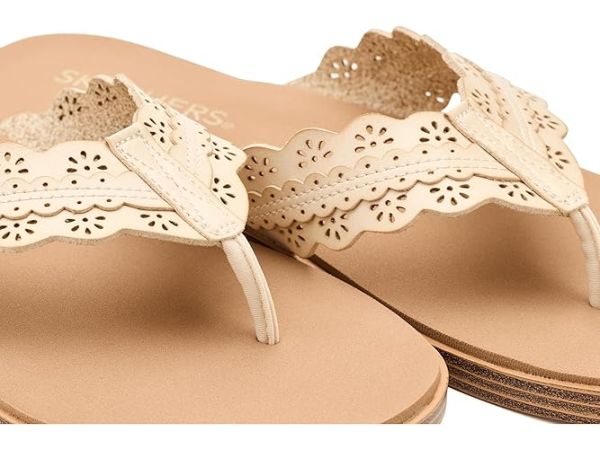 SKECHERS Summer Cove - Catching Sun Too