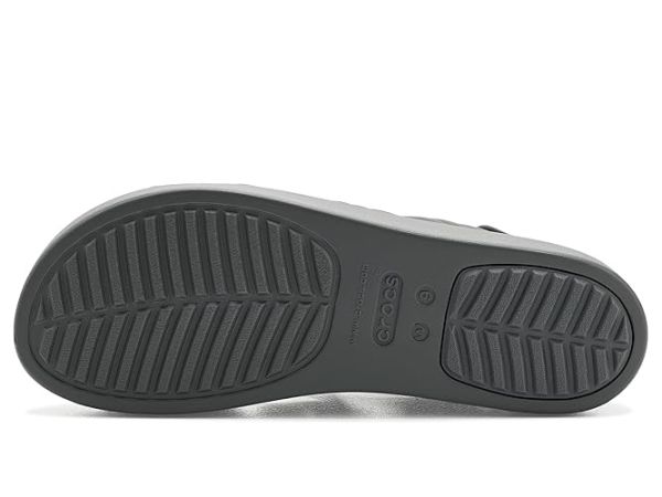 Crocs Brooklyn Knot Low Wedge Crocs Brooklyn Knot Low Wedge