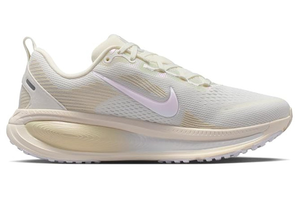 Nike Vomero 18 Essential Nike Vomero 18 Essential