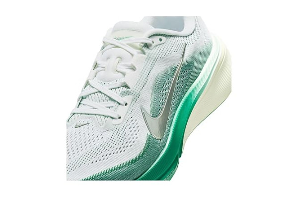 Nike Air Zoom Pegasus 42