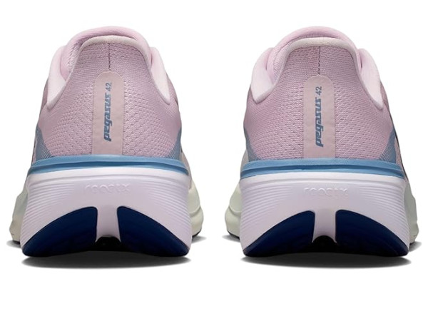 Nike Air Zoom Pegasus 42