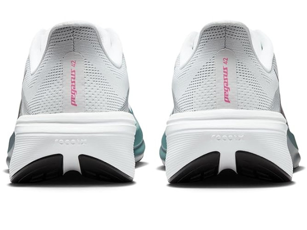 Nike Air Zoom Pegasus 42