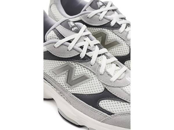New Balance Classics 603