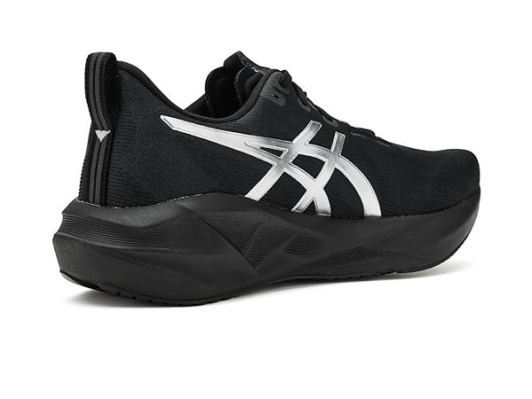 ASICS Novablast 5 Platinum