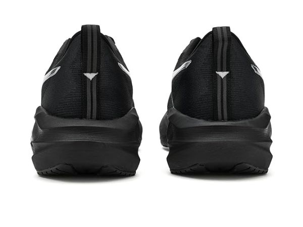 ASICS Novablast 5 Platinum
