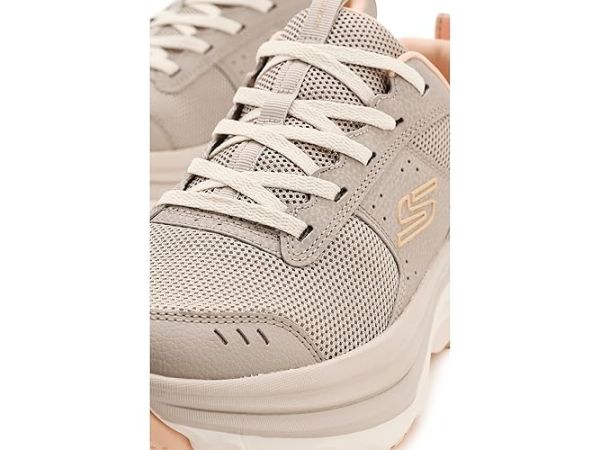 SKECHERS Max Cushioning Zirrus