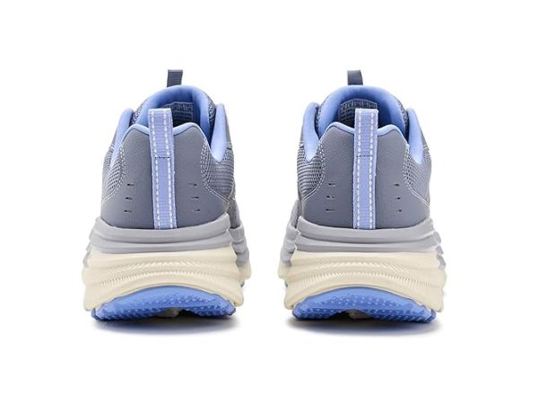 SKECHERS Max Cushioning Zirrus