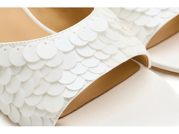 Badgley Mischka Winika