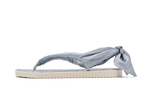 Badgley Mischka Wrenna