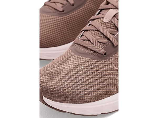 Under Armour Ascend Big Logo Running Shoes Under Armour Ascend Big Logo Running Shoes
