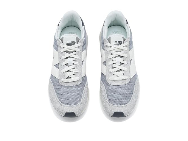 New Balance Classics 370
