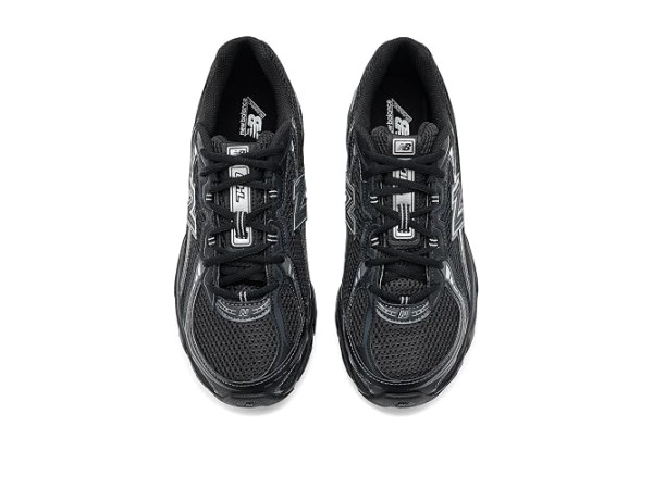 New Balance Classics U740v2 New Balance Classics U740v2