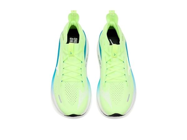Mizuno Neo Vista 3