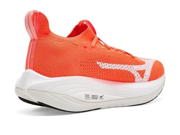 Mizuno Neo Vista 3