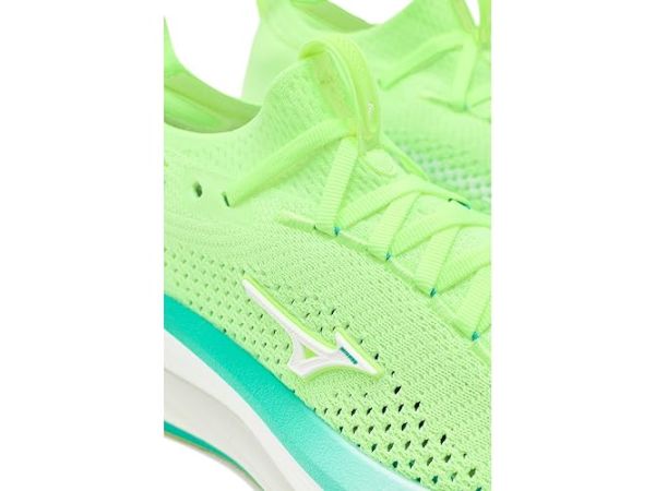 Mizuno Neo Vista 3