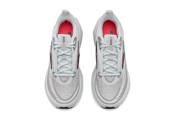 Brooks Revel 9