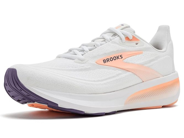 Brooks Revel 9