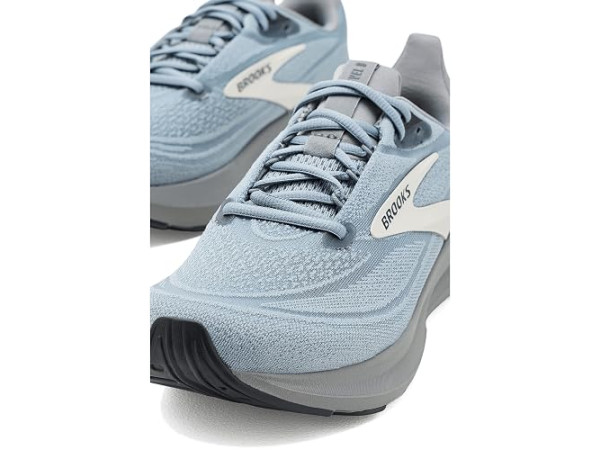 Brooks Revel 9 Brooks Revel 9